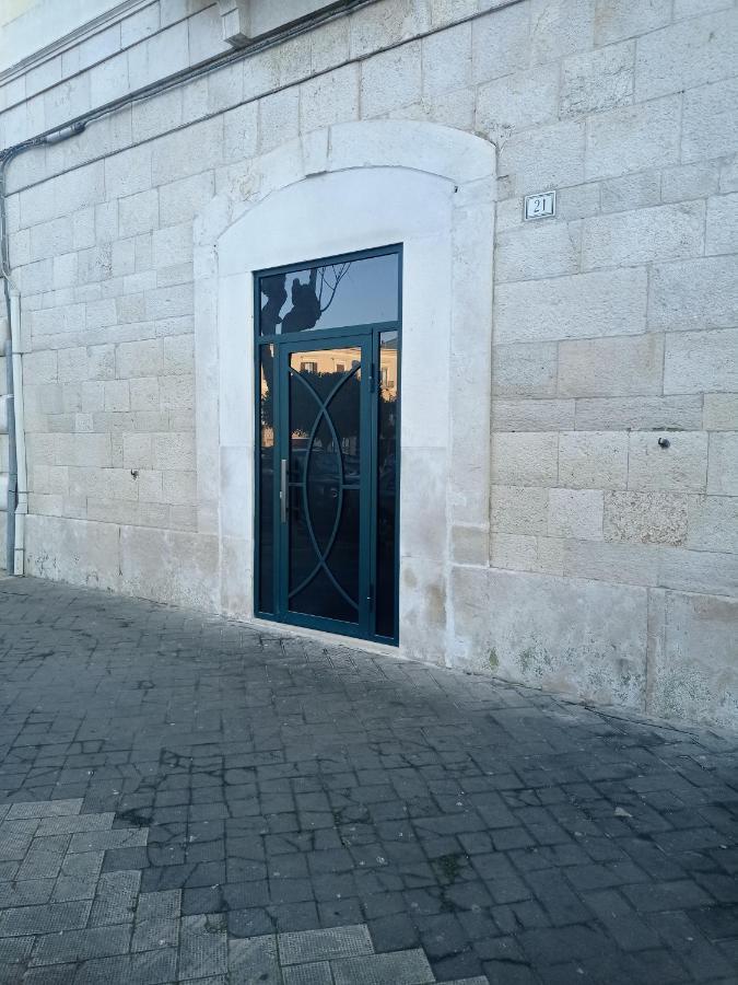 Suites Elifani Trani Exterior foto