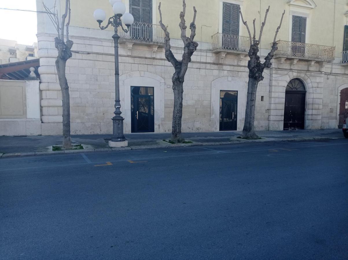 Suites Elifani Trani Exterior foto